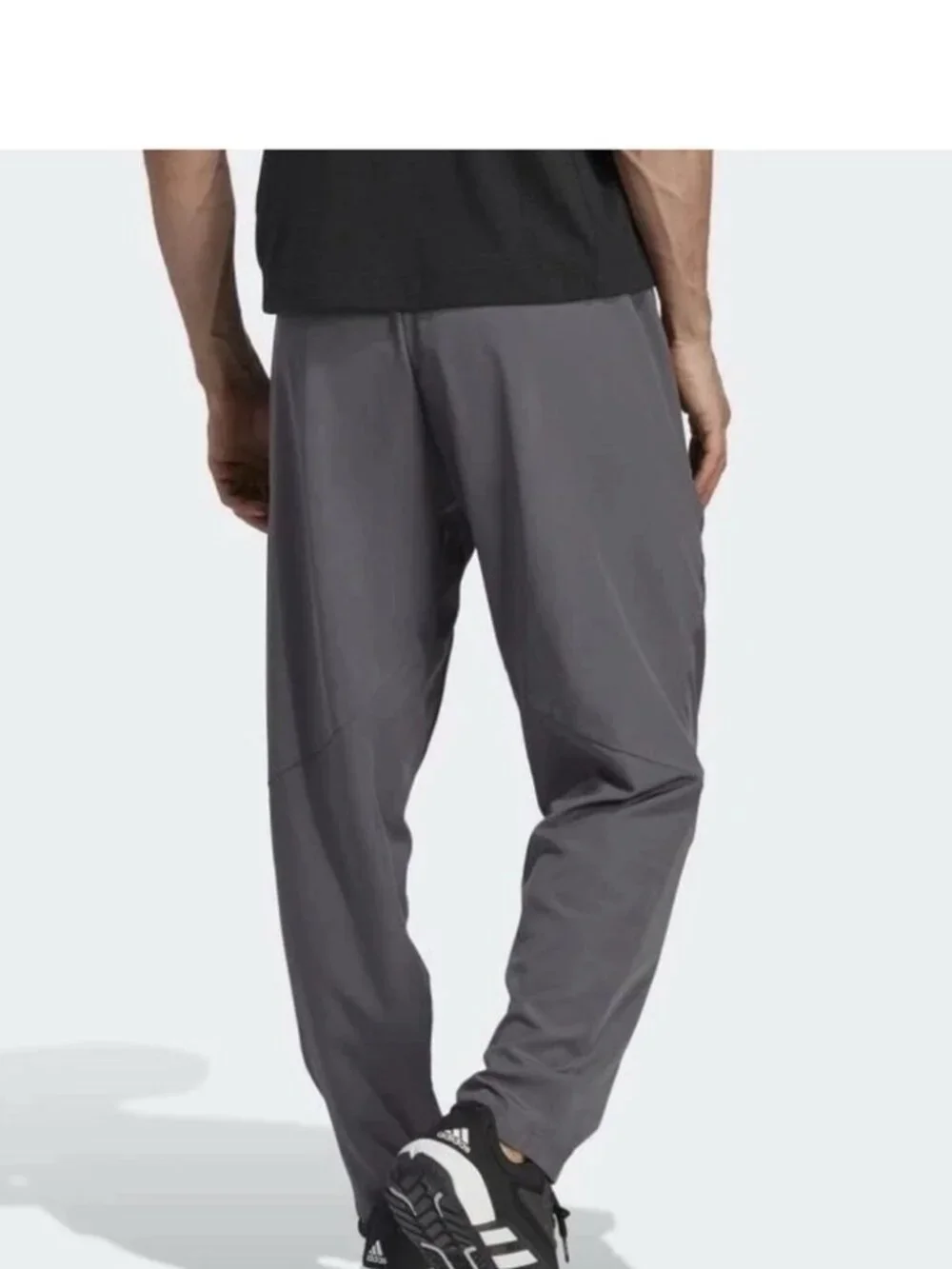 adidas Men Aeroready Designed 4 Movement Training Pants, Grey Medium